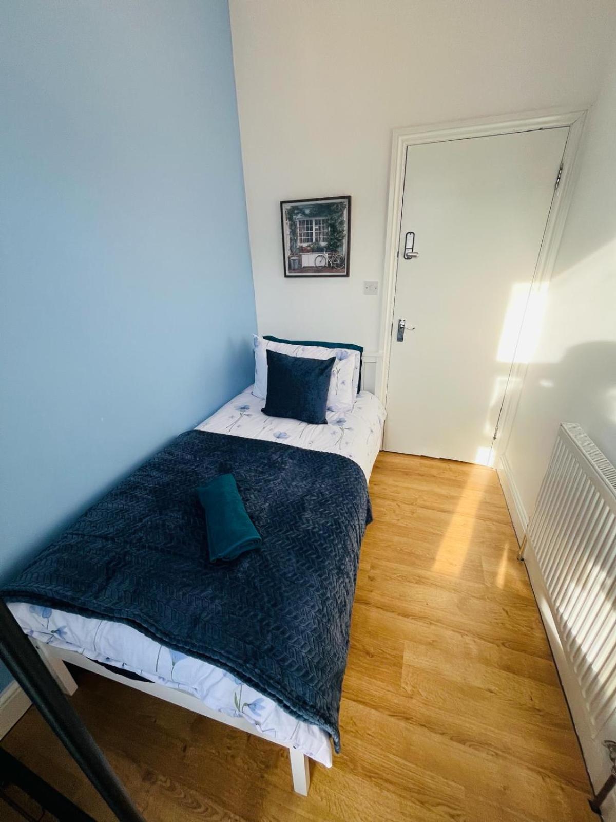 Short Stay Central London And Wembley Экстерьер фото