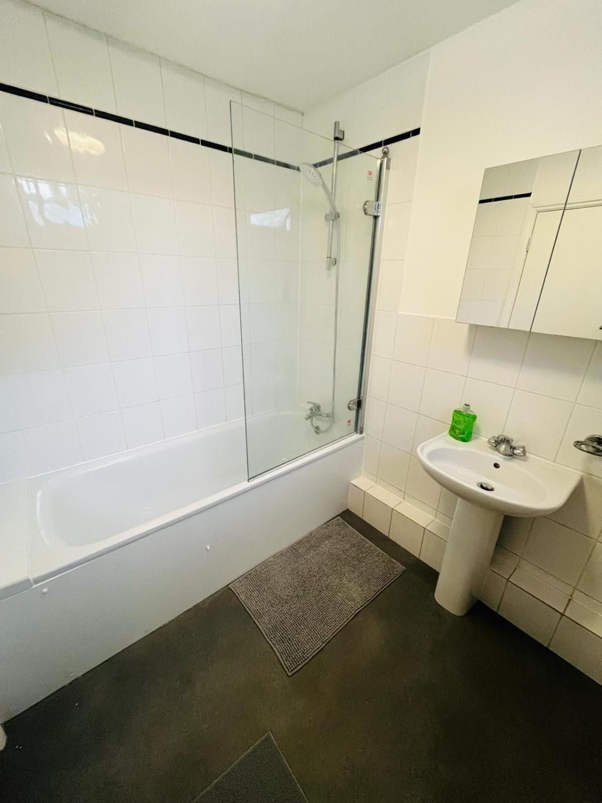 Short Stay Central London And Wembley Экстерьер фото
